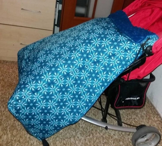 Nánožník na invalidní kočárek/vozík modrý