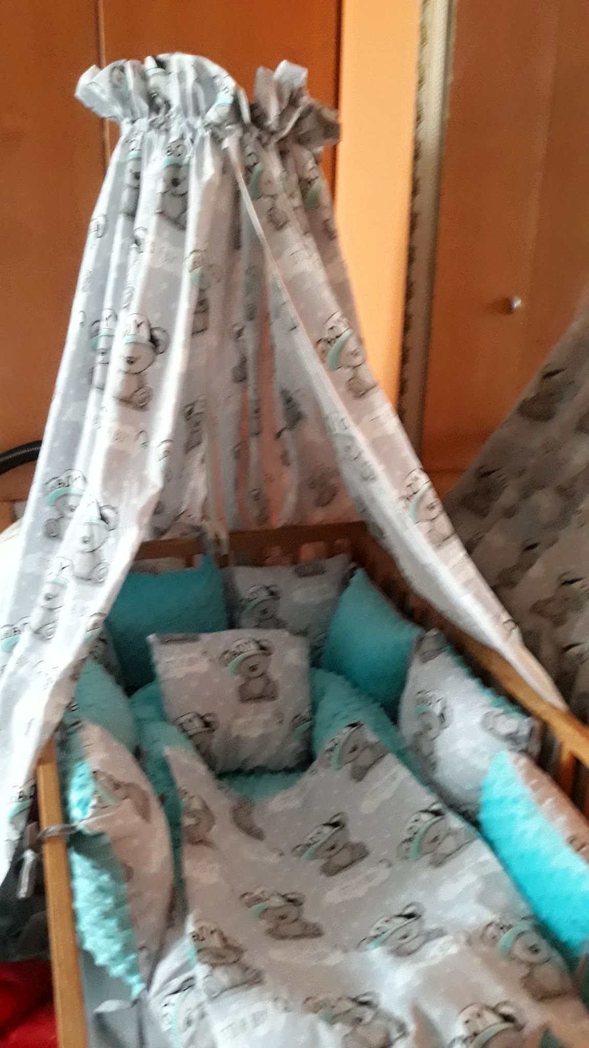 6 dílný set do postýlky Medvídek2