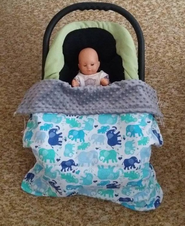 Nepadací deka/nánožník na kočárek sloni