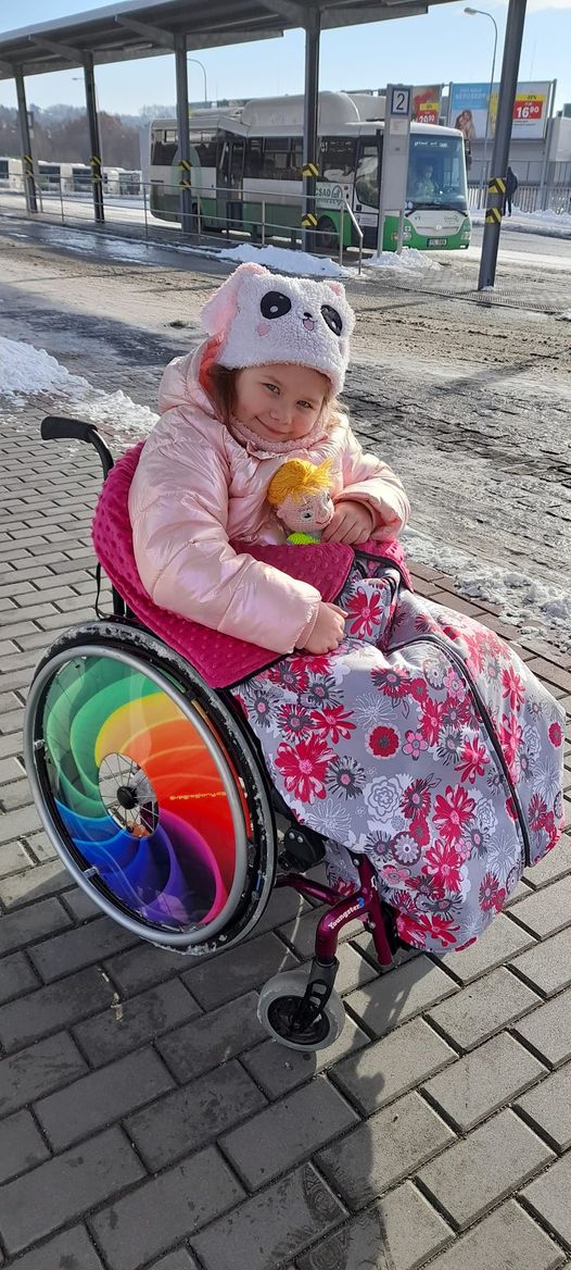 Fusak na invalidní vozík s kytičkami + minky malina