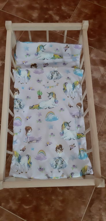 Postýlka pro panenky s peřinkami-Jednorožec