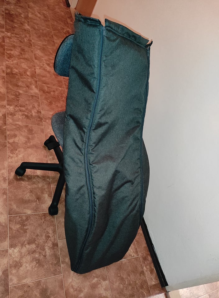 Zimní fusak na invalidní vozík se zádovou ortézou