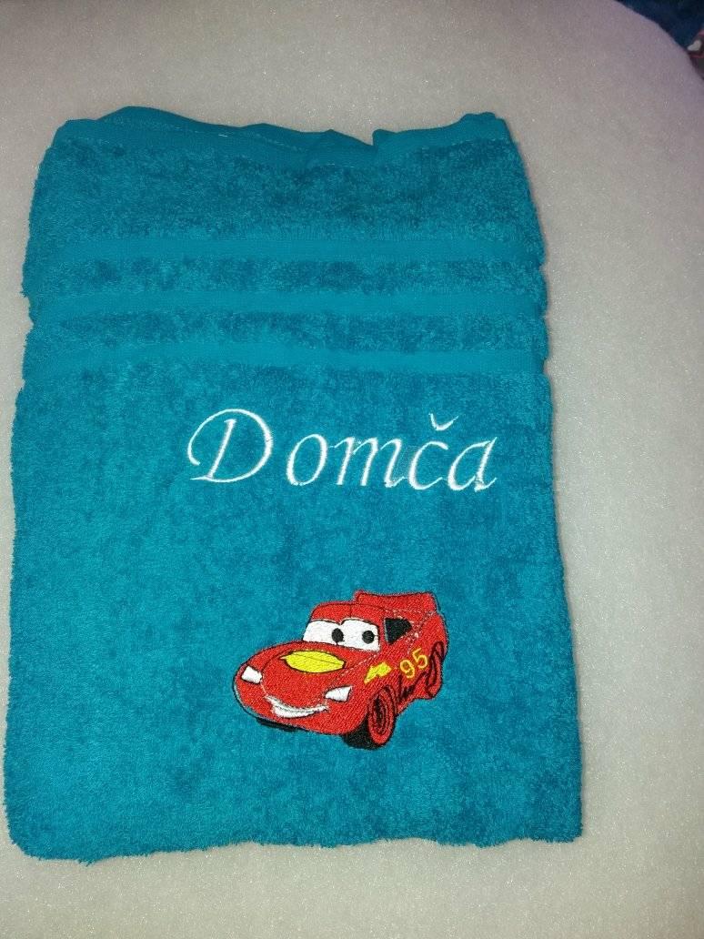 Ručník se jménem a výšivkou