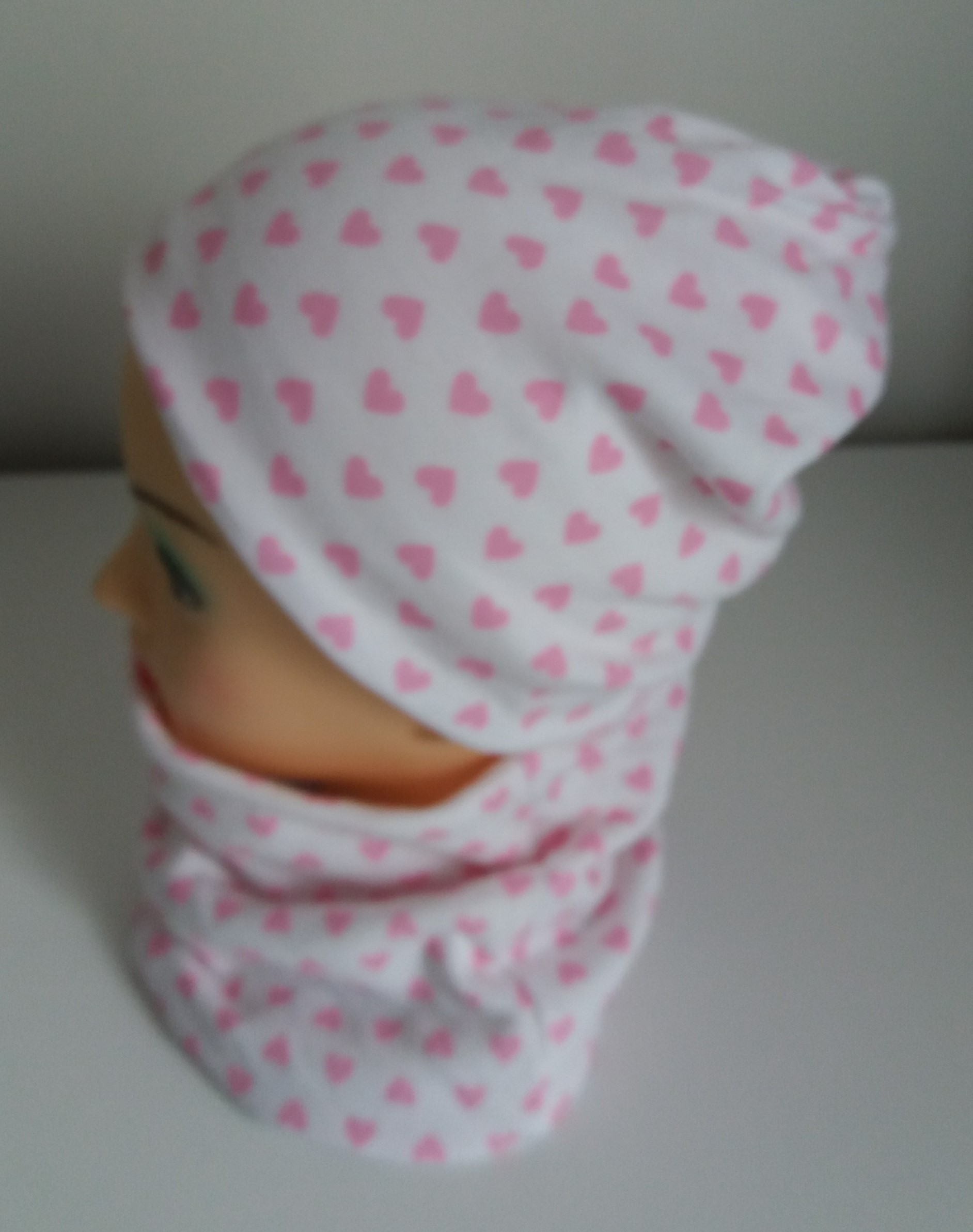 Dětská čepice srdíčka růžová