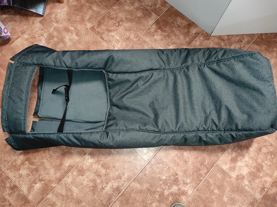Zimní fusak na invalidní vozík se zádovou ortézou