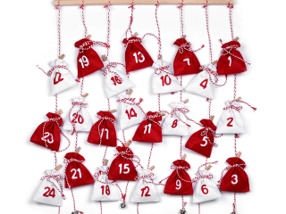 Adventní kalendář červeno -bílý