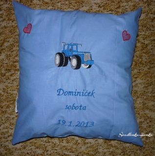Dětský polštářek traktor