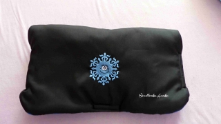 Rukávník na kočárek s výšivkou