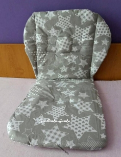 Podložka do kočárku hvězdy šedé